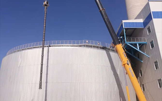 vertical-molten-salt-pump-installation
