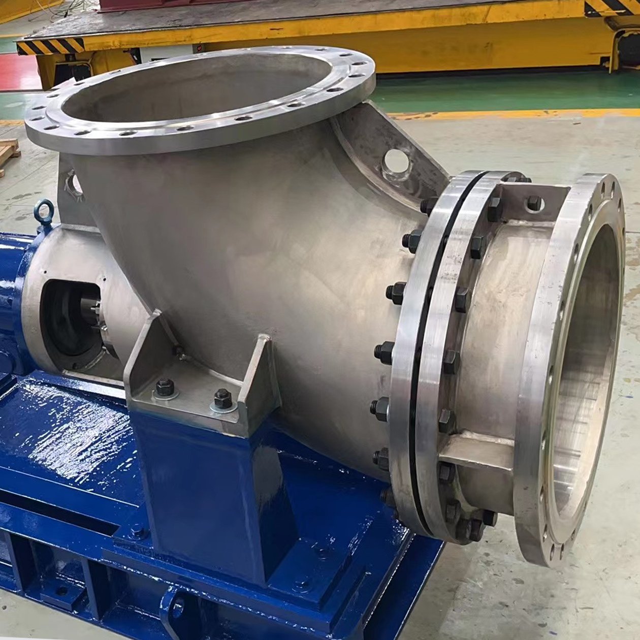 Titanium Elbow Pump