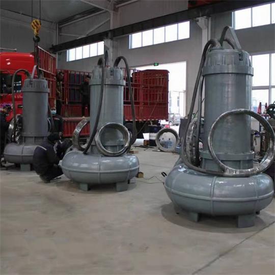 large-submersible-centrifugal-pumps