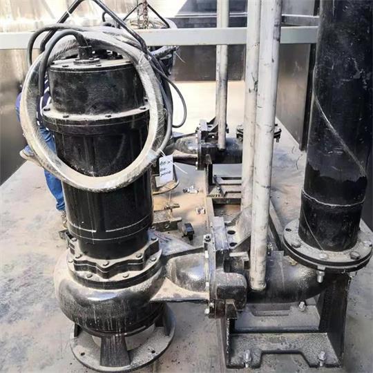 submersible-centrifugal-pumps-in-a-chemical-plant